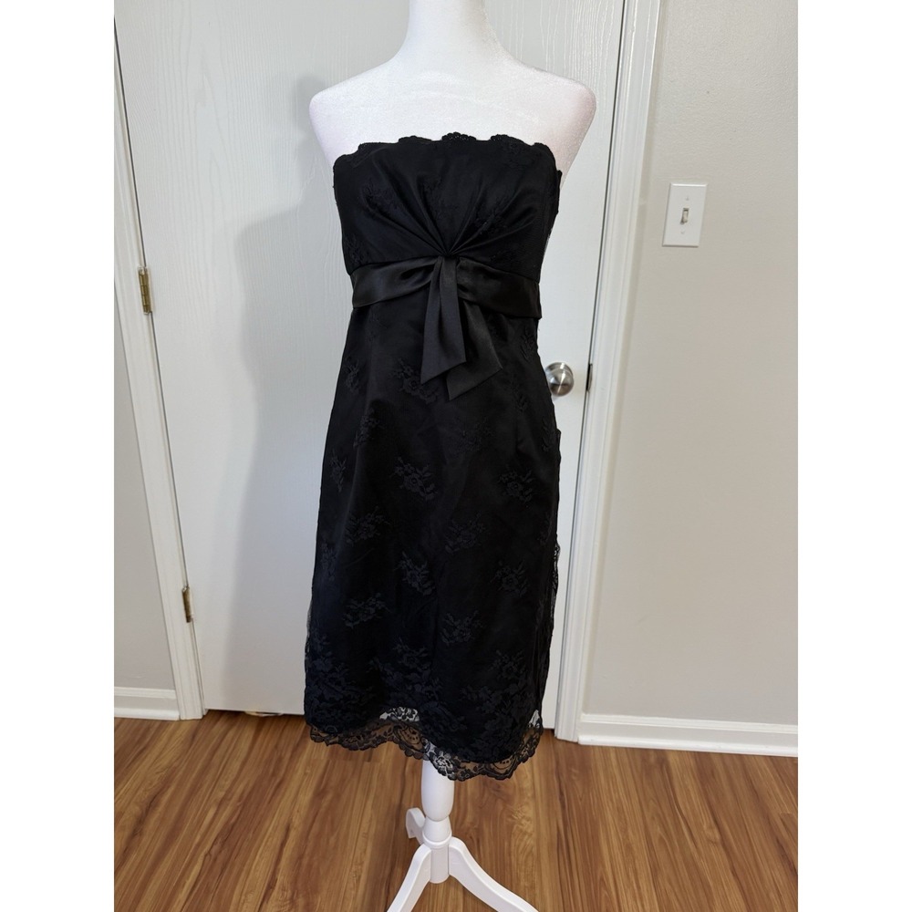 Size 6 Women's Sleeveless 2000s Romantic Sexy Black Lace Formal Cocktail Dress
